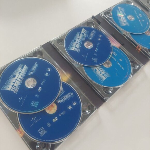Back to the Future: 25th Anniversary Trilogy DVD Set 7 Discs - Picture 3 of 7